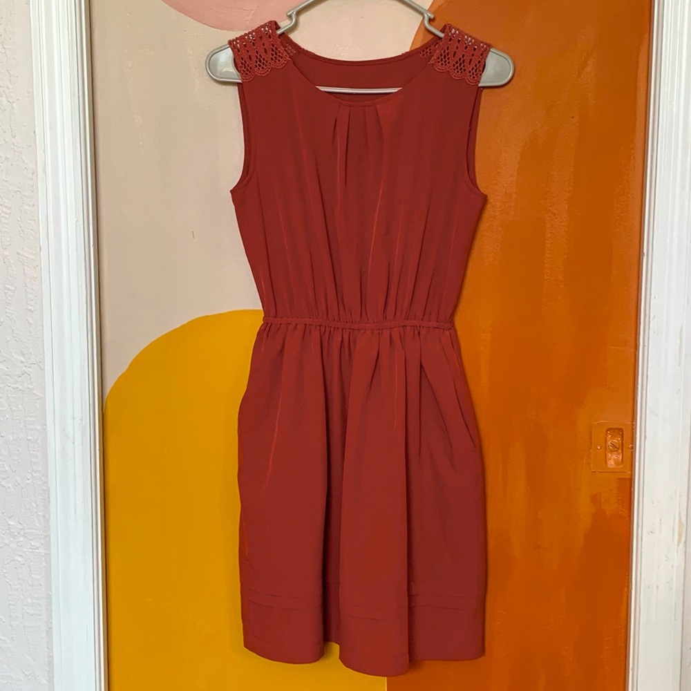 Sleeveless clay colored dress